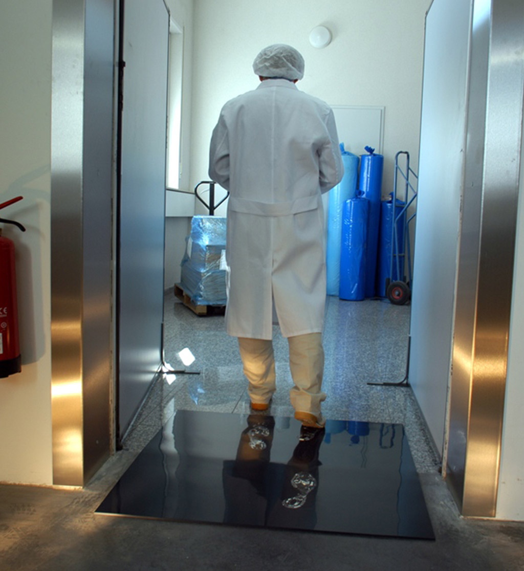 Staubfangmatte mit Hubwagen